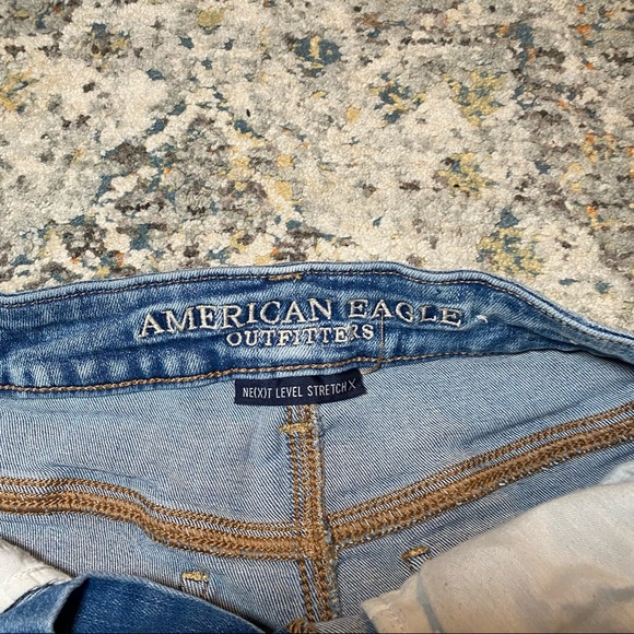 American Eagle Ne(x)t Level High-Waisted Denim Short Short with White Lace - Picture 6 of 7